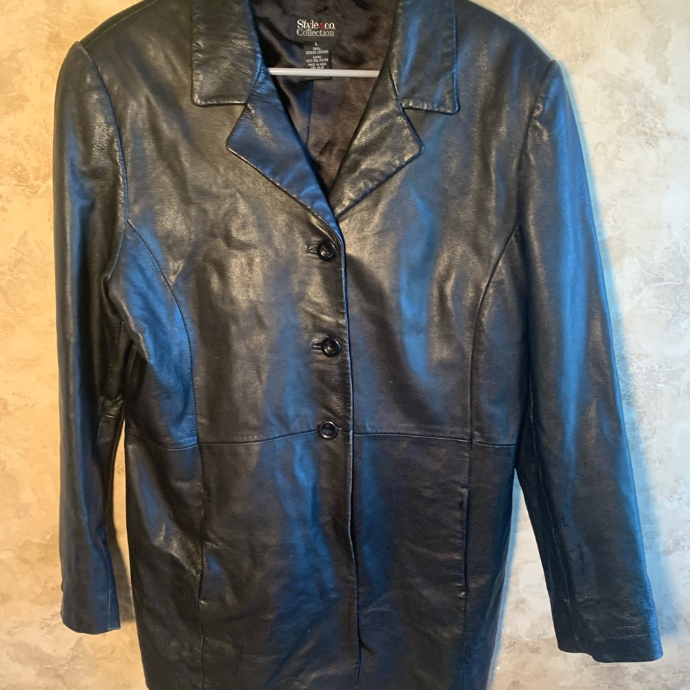 LEATHER COAT butter soft Style And Company, Woman’s Sz. Large.